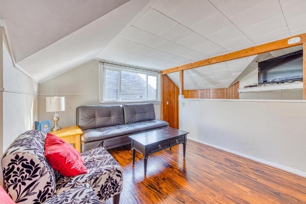 Dolphin 1, 2, & 3 image 16